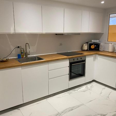 Sea Breeze Apartment 쿠엘라 외부 사진
