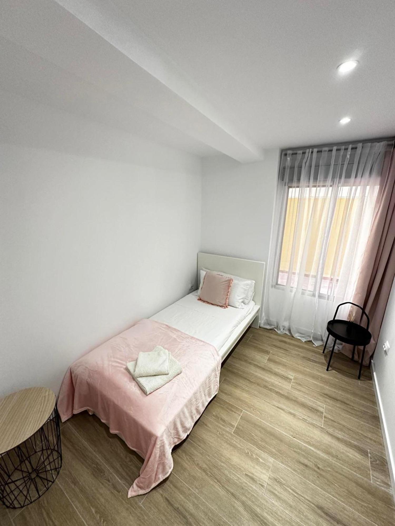 Sea Breeze Apartment 쿠엘라 외부 사진