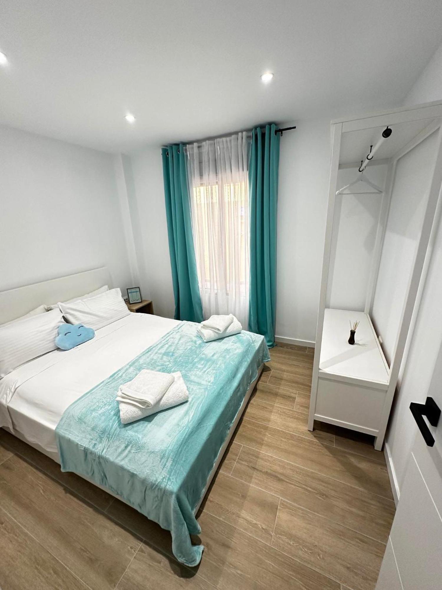 Sea Breeze Apartment 쿠엘라 외부 사진